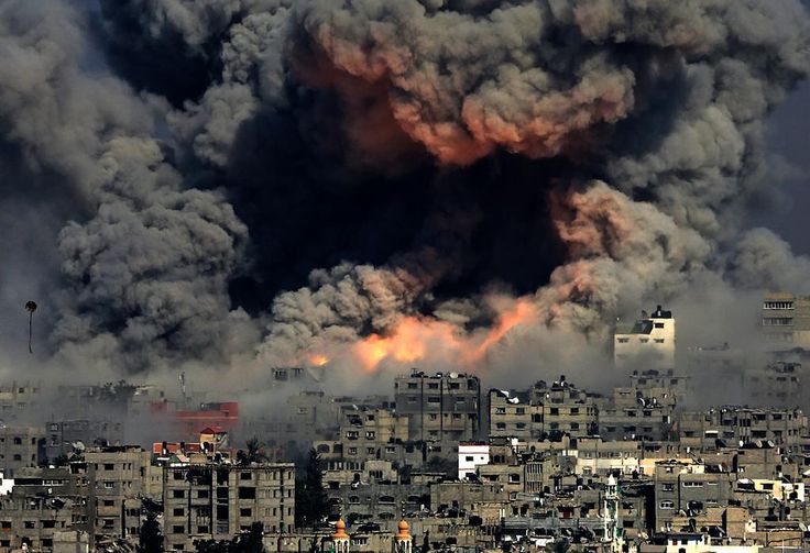 Gaza being bombed on 30th July 2014