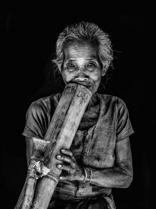 Smoking Pahari Style. Photo: Tanveer Ahmed