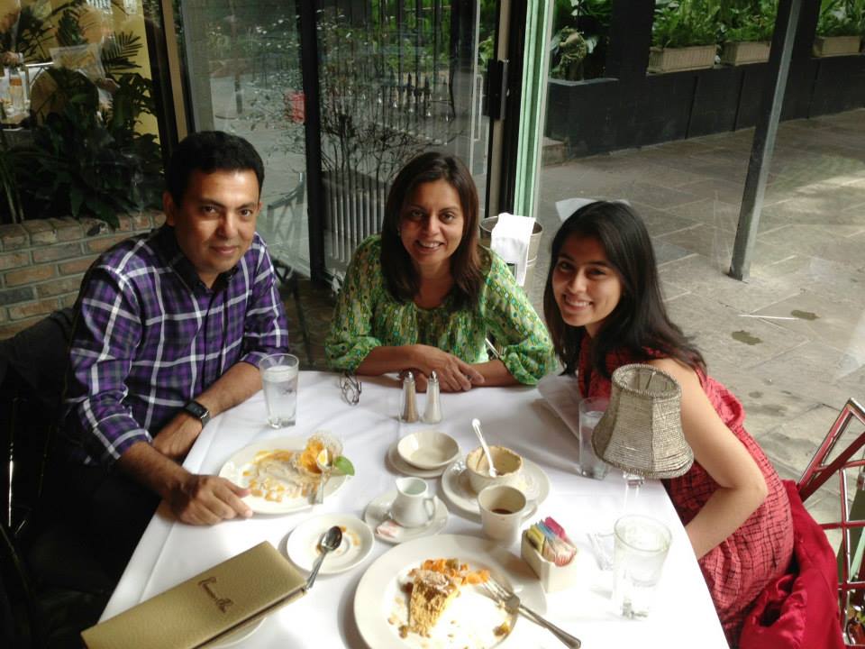 Avijit Roy, wife Rafida Ahmed Banya and daughter Trisha in holiday in New Orleans